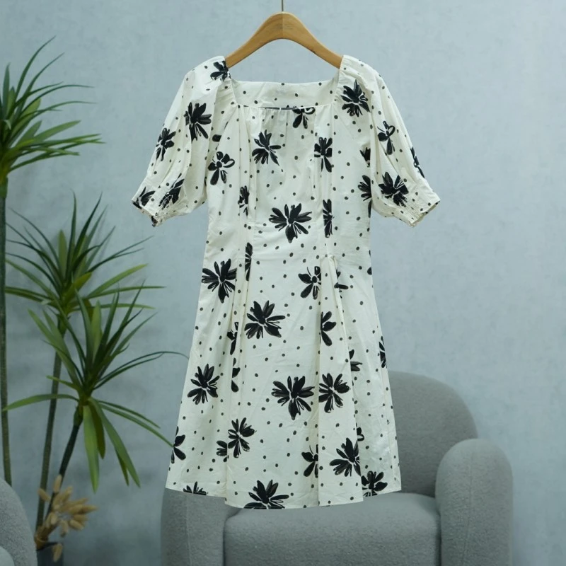 LI丽系列  E482   女装时尚撤柜短袖连衣裙米色7A227031