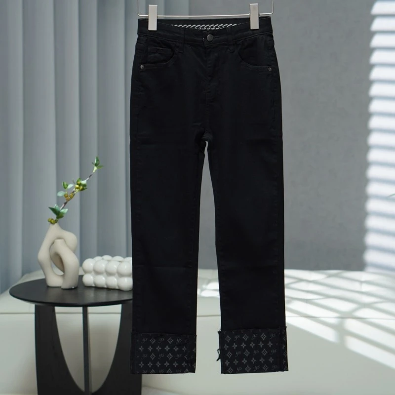 咏系列  Y415   女装时尚撤柜休闲牛仔裤黑色Y2241009