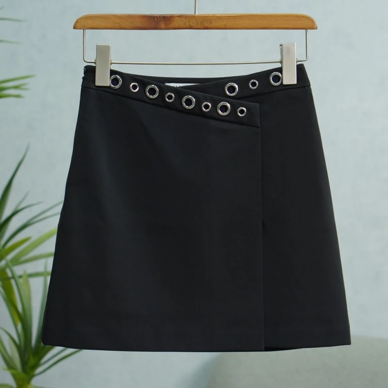 LI丽系列  S127   女装时尚撤柜休闲半身短裙黑色61045101
