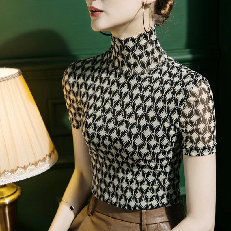 新款女装早秋短袖时髦t恤女高领上衣网纱打底衫中老年内搭衫