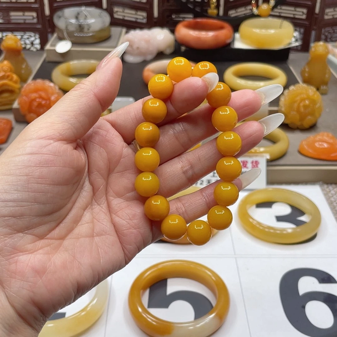 【闪购商品】石英质玉（黄龙玉）手链未镶嵌