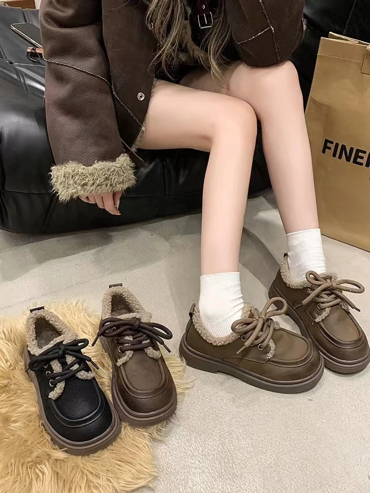 2024冬季新款时尚韩版复古加厚百搭休闲软底加绒保暖毛毛乐福女鞋