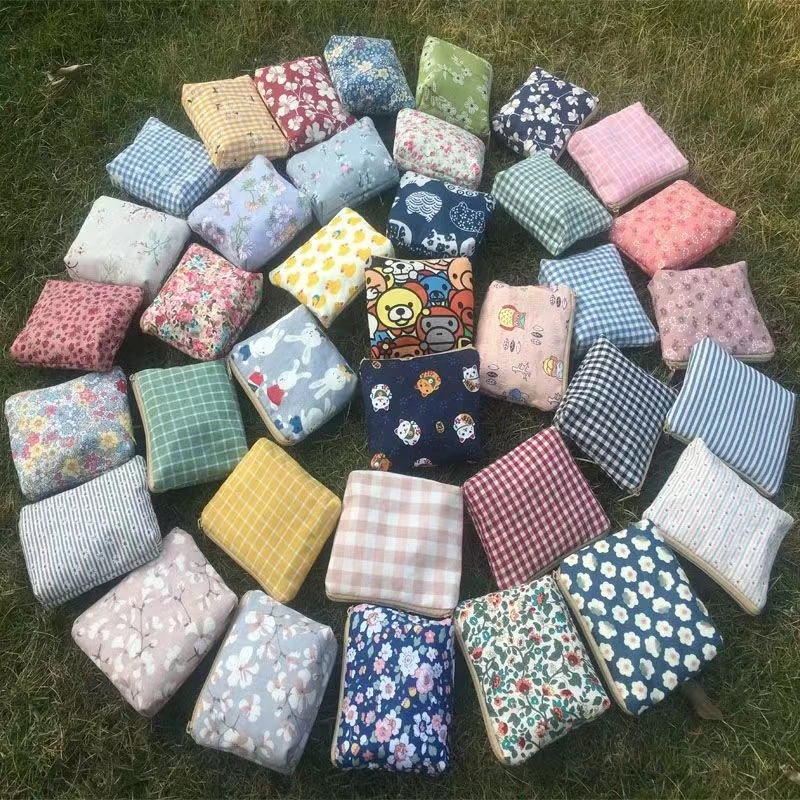 卡包女生老人零钱包女耳机包硬币钥匙包口罩口红数据线收纳小布袋