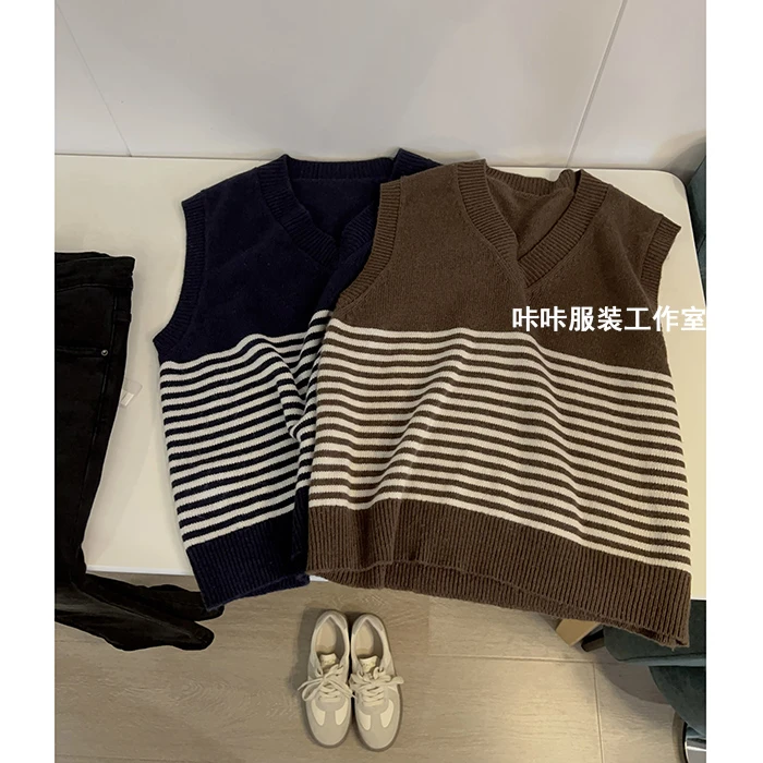 REKAYYAT“明信片 ”绵羊毛个性时尚百搭撞色条纹V领针织马甲