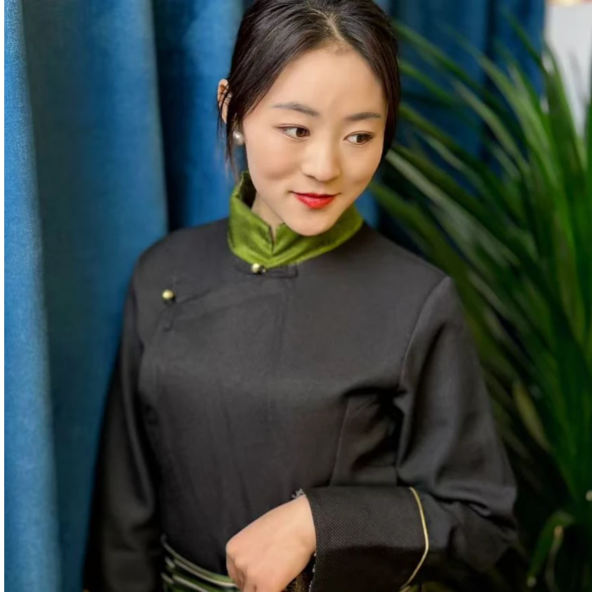 轻奢女款加厚有袖藏服