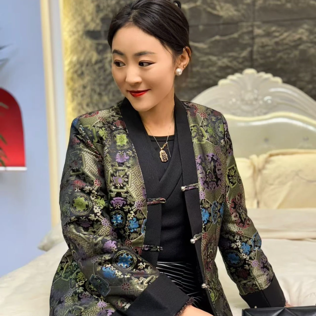 传统时尚藏式棉服