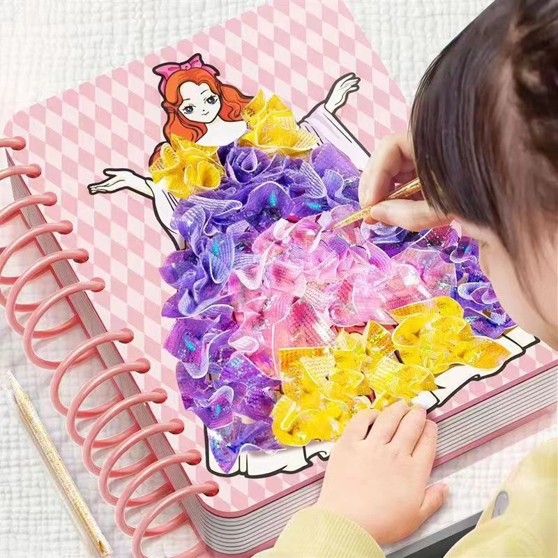 梦幻公主手绘戳戳乐换装贴纸书本女孩儿童手工diy益智玩具戳戳画