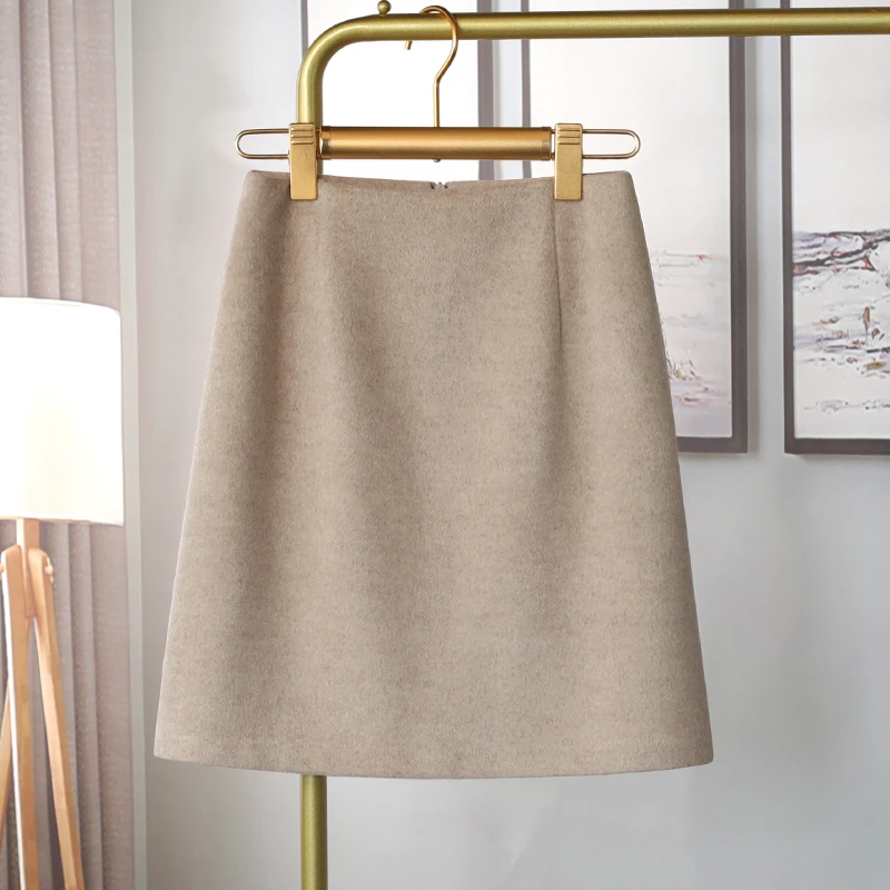 小个子短裙毛呢半身裙2025新款秋冬高腰显瘦A字裙通勤百搭包臀裙