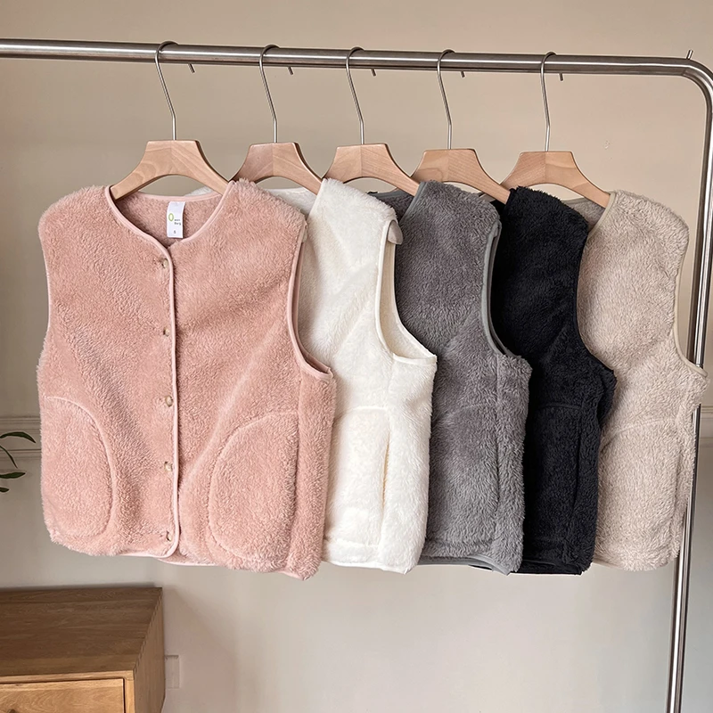 特【暖绒绒+适闲小宽松】保暖仿羊羔毛摇粒绒 内搭外穿马甲 H4541 E