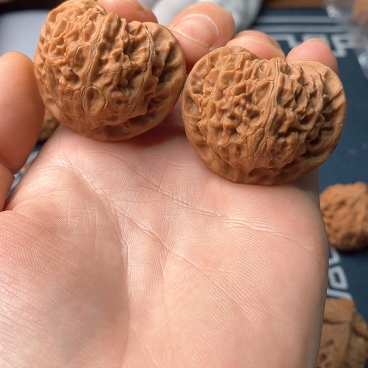 文玩核桃吊坠宫灯
