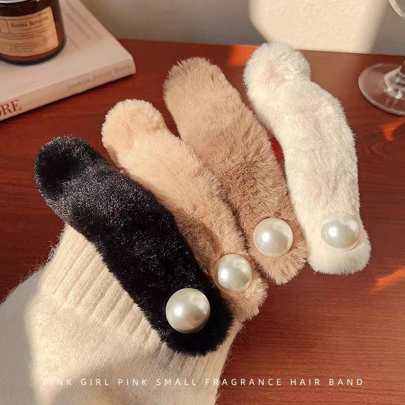 美拉德毛绒珠珠发夹后脑勺夹子头饰女秋冬百搭鸭嘴夹发饰头饰