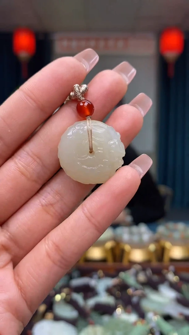 【闪购商品】和田玉颈饰未镶嵌龙扣