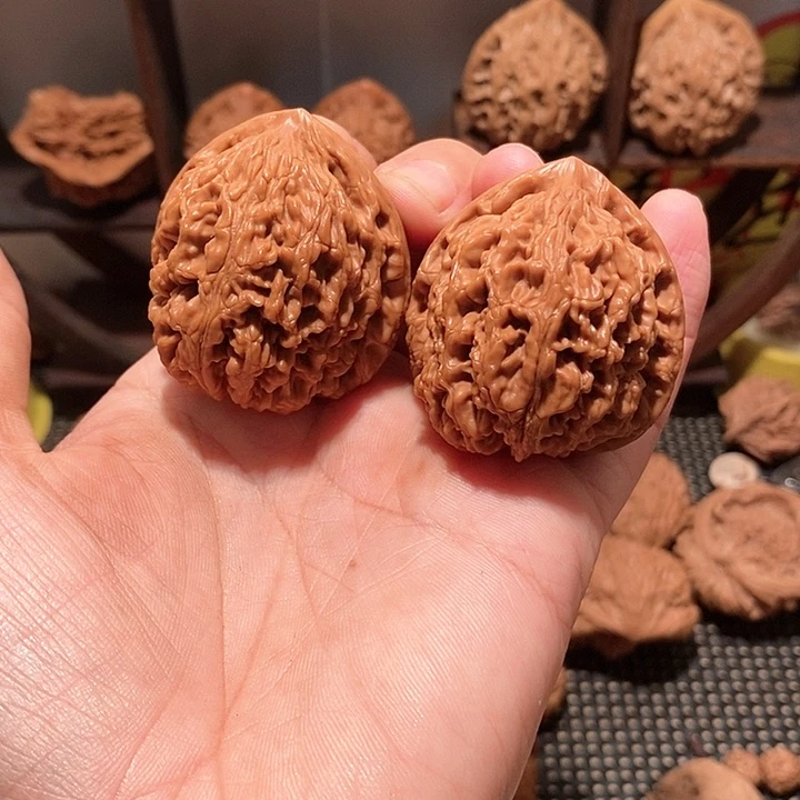 文玩核桃吊坠40尺水龙核桃吊坠