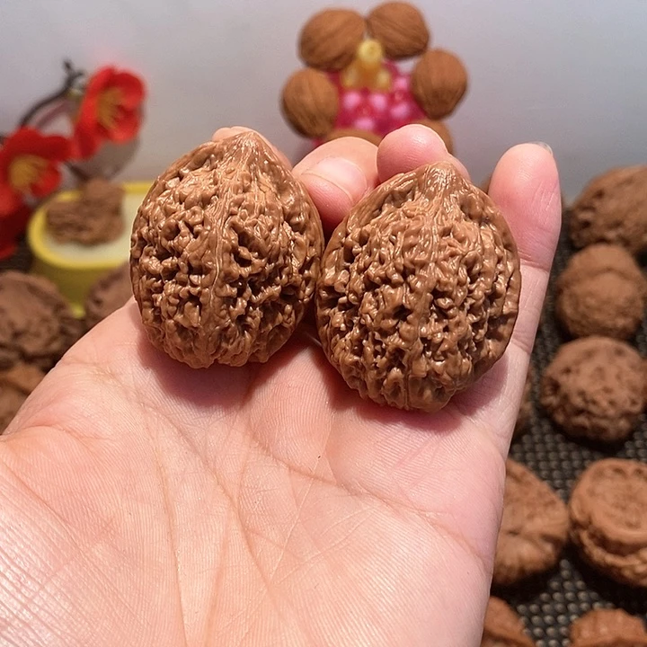 文玩核桃吊坠老****烤33尺蒜头核桃吊坠