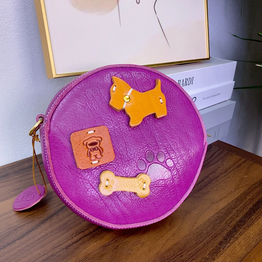 【旗牛】定制头层牛皮圆饼斜挎包狗狗（114）