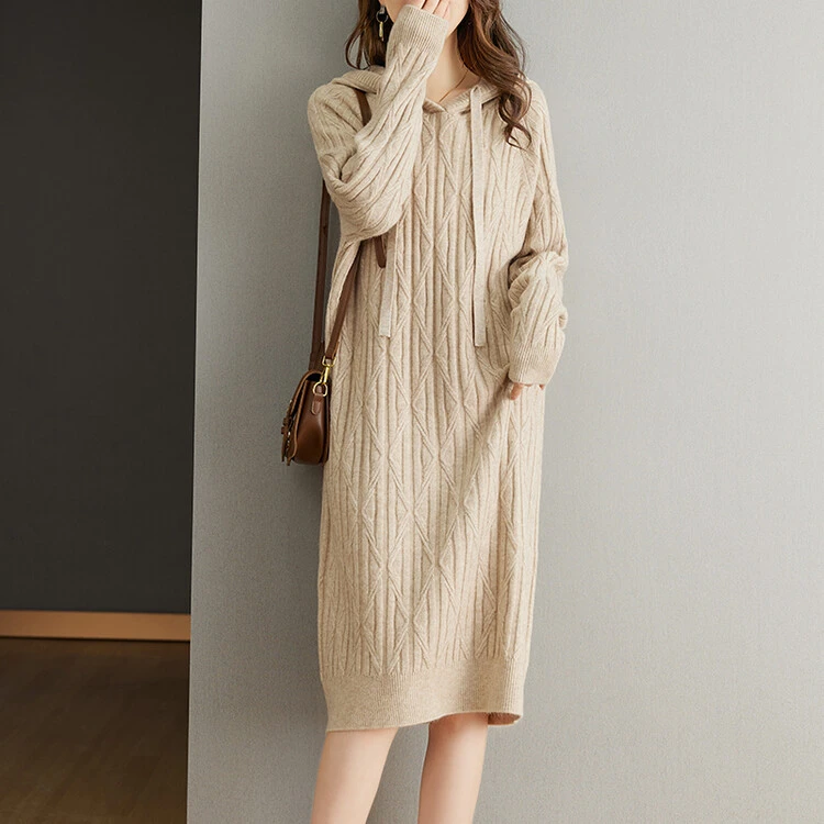 7012秋冬2024新款韩版针织连衣裙保暖显瘦中长款打底裙连帽毛衣裙