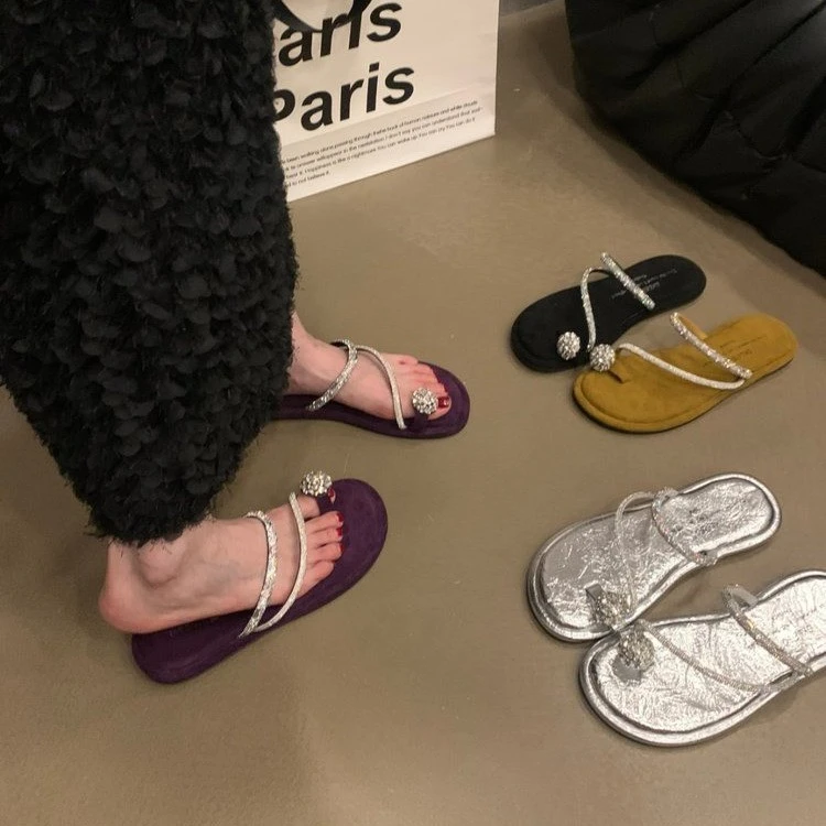 沙滩软底水钻凉鞋2024年新款平底套趾银色凉拖鞋夏季外穿仙女鞋子