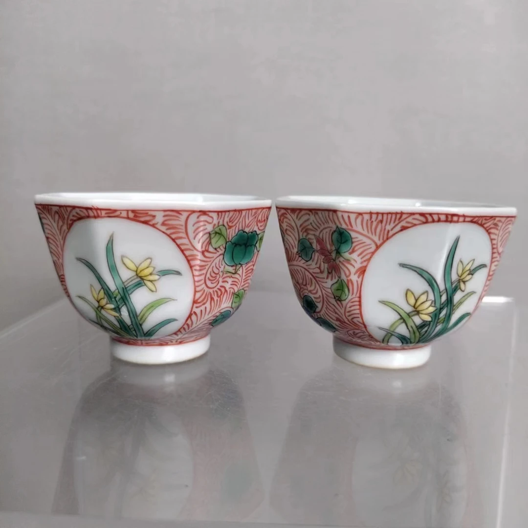清晚期 粉彩矾红开窗花卉纹八方杯（对杯）