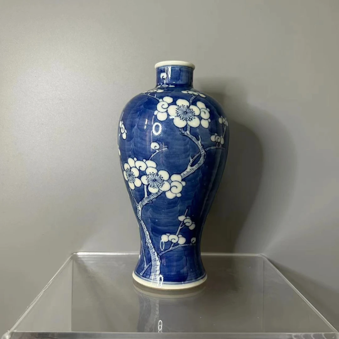 清光绪 青花冰梅纹瓶