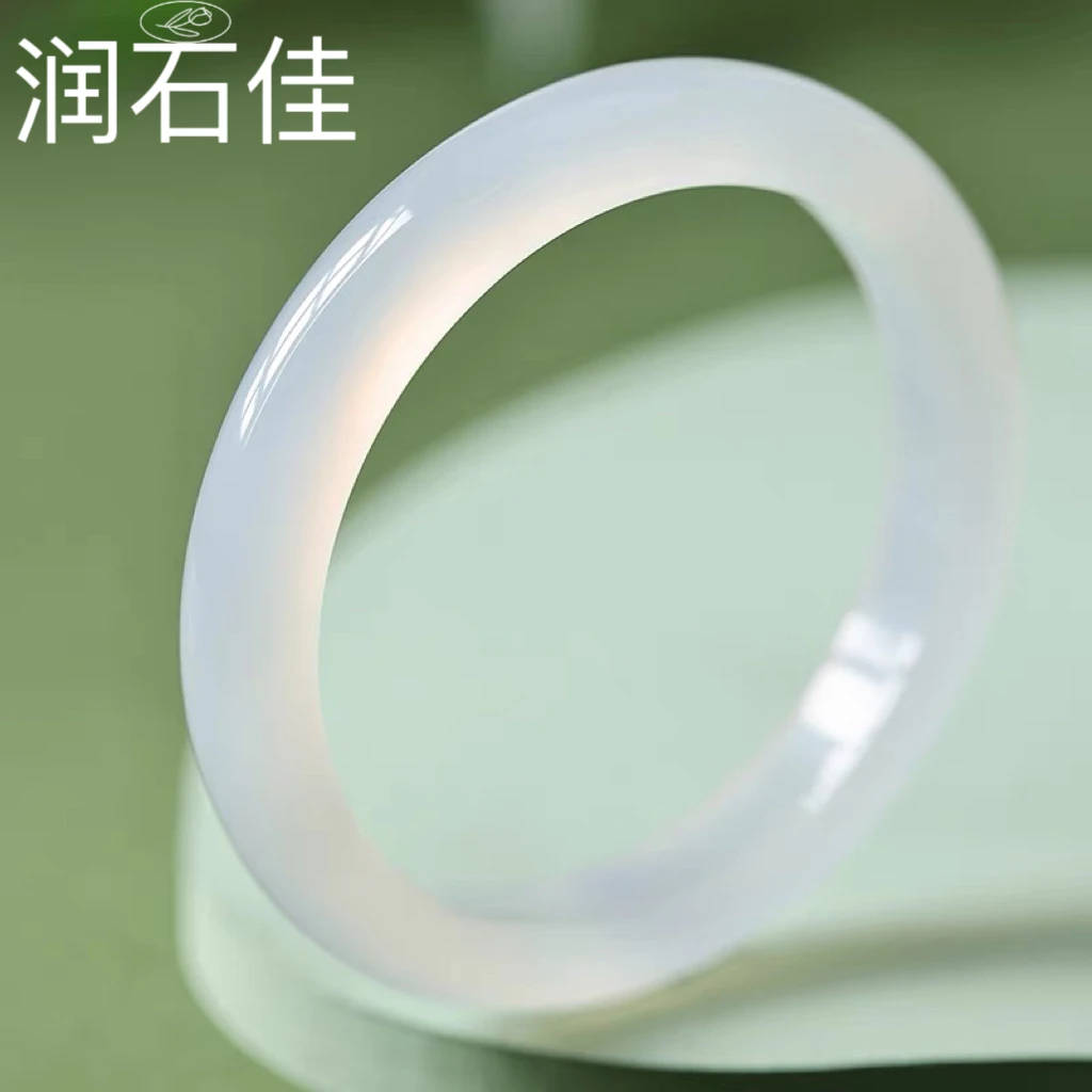 纯天然马达加斯加玛瑙荔枝冻白月光冰透玉髓手镯温柔气质送女朋友