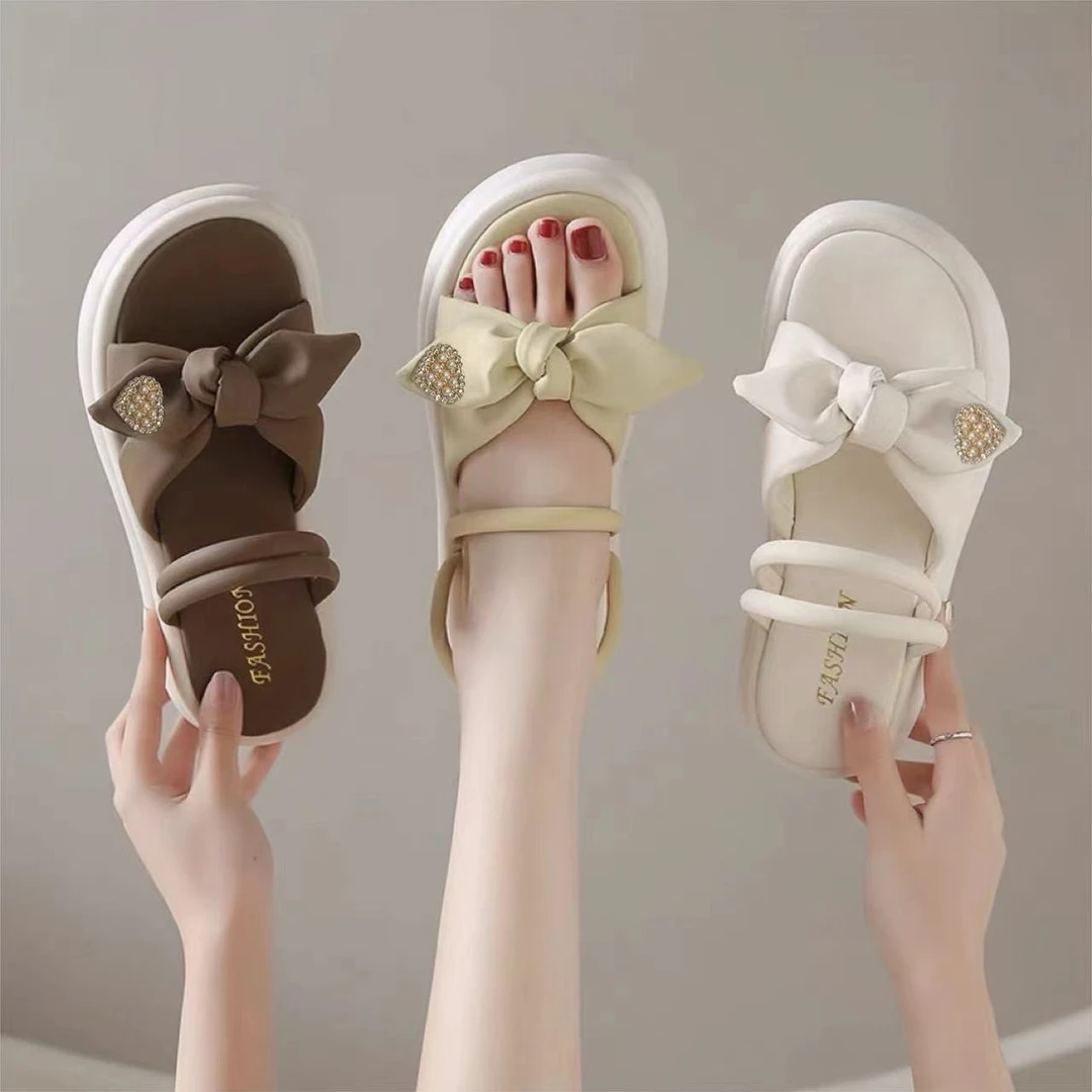 2025新款厚底8819蝶结爱心拖鞋女外穿夏季时尚网红沙滩一字拖