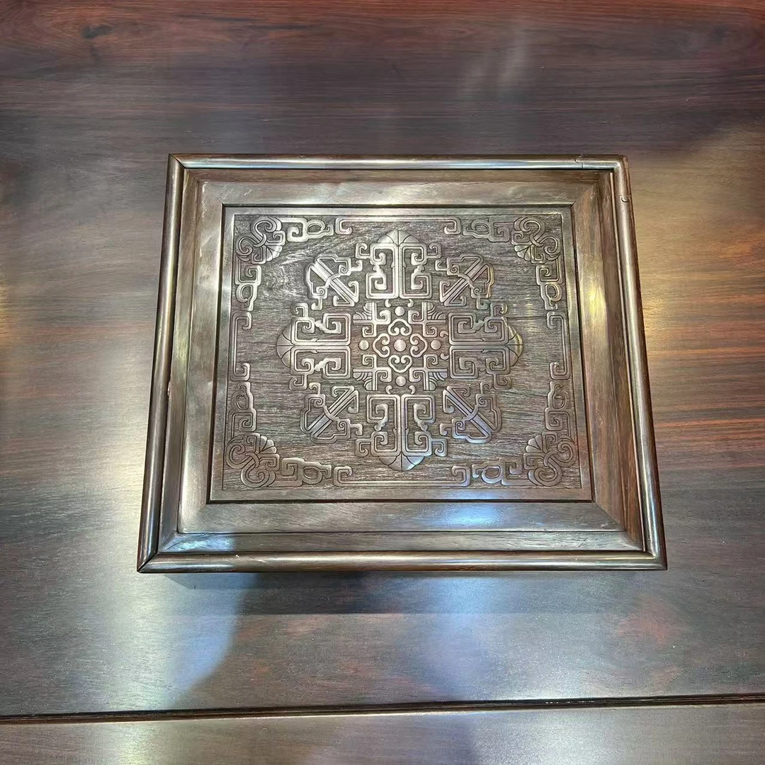 酸枝-----普洱茶饼盒