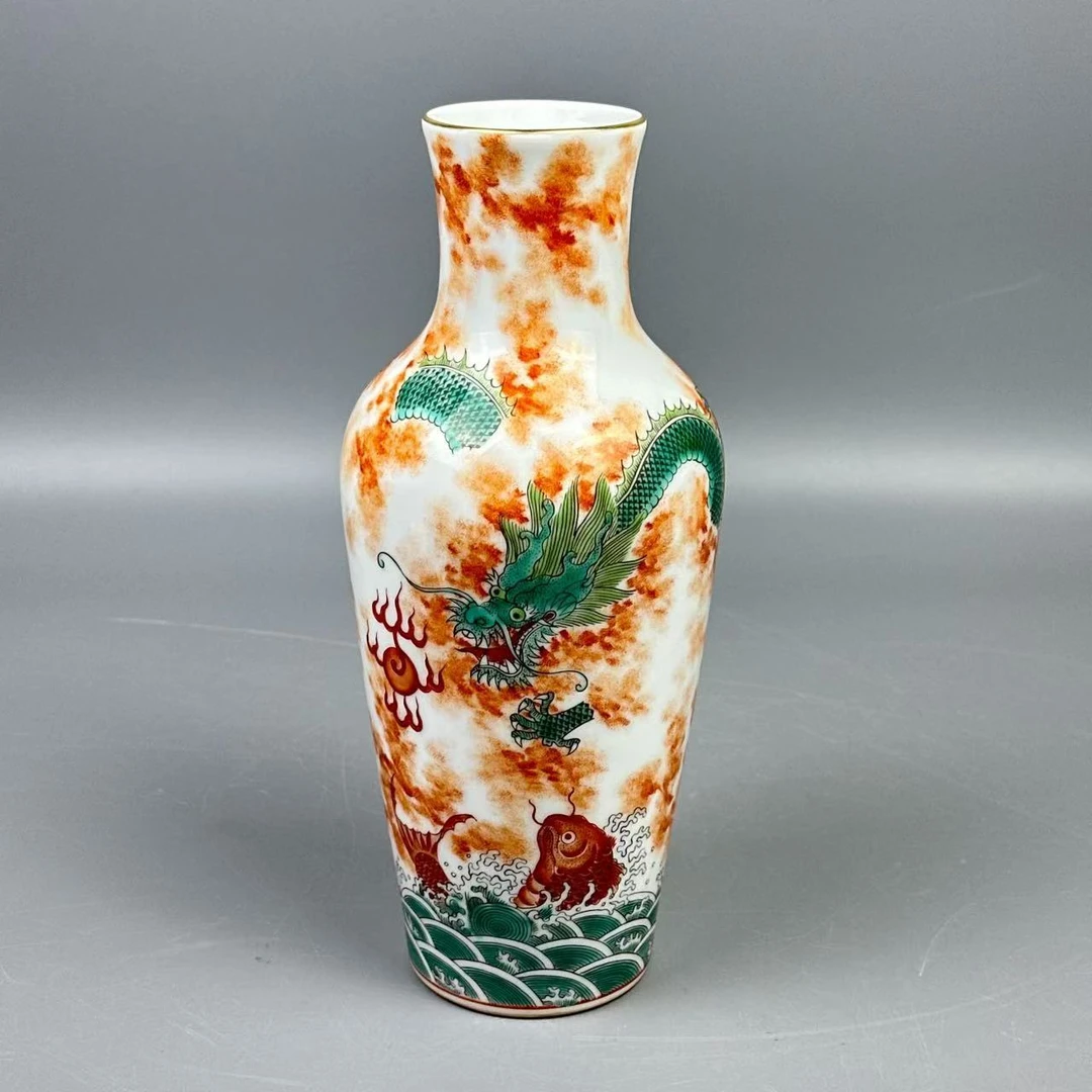 清乾隆粉彩矾红描金苍龙教子图观音瓶