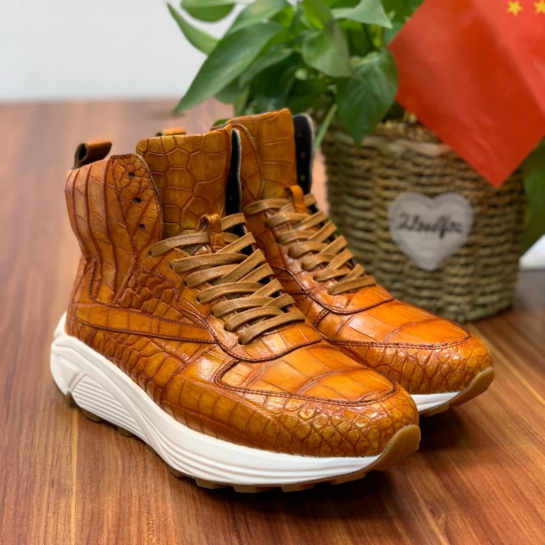 新款擦黄色鳄鱼皮鞋百搭男休闲鞋男士耐磨潮鞋秋冬男鞋运动高帮