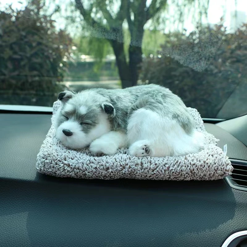 汽车车载内饰猫摆件车内竹炭包仿真狗装饰用品手工创意新车除甲醛