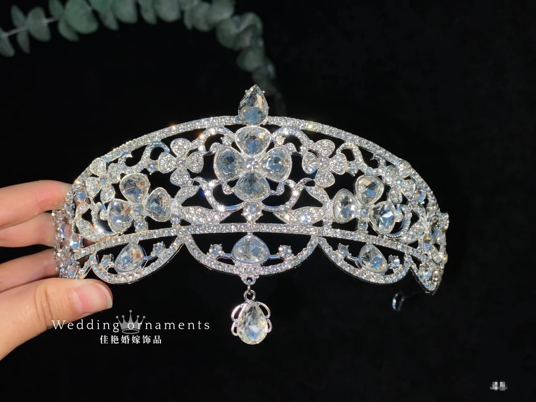 7063新款轻奢小众复古款时尚大气婚纱皇冠新娘头饰