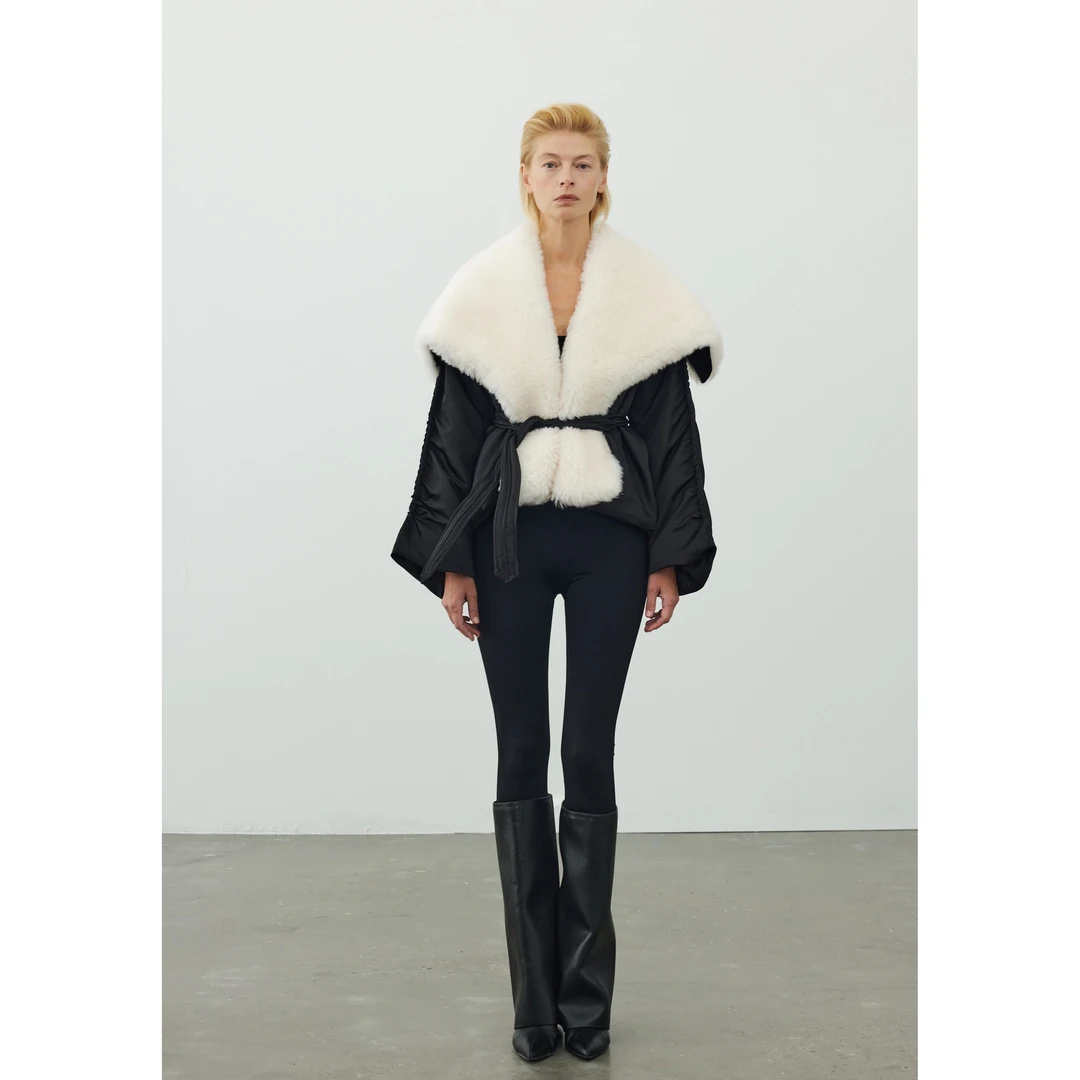 KUMII×Z/S+D.进口珠光平纹面料翻领拼接鹅绒服791A813Z