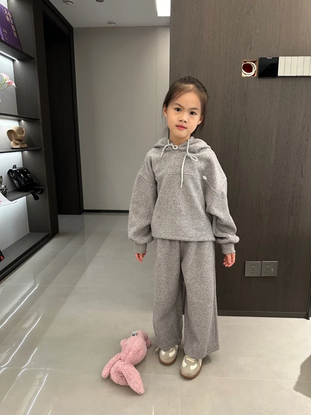 2024女童加绒套装加厚新款灰色套装