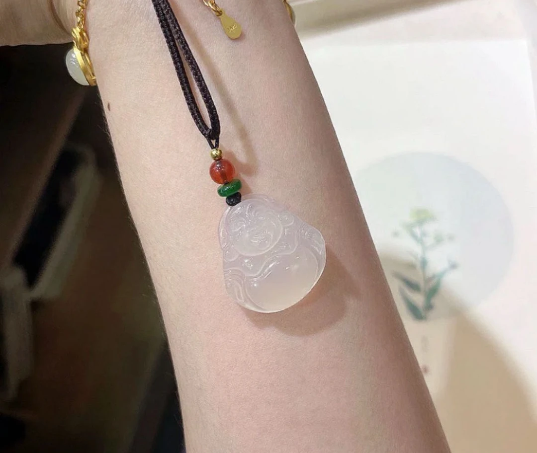 天然玉髓大肚弥勒佛项链新中式玛瑙玉石佛公吊坠锁骨链