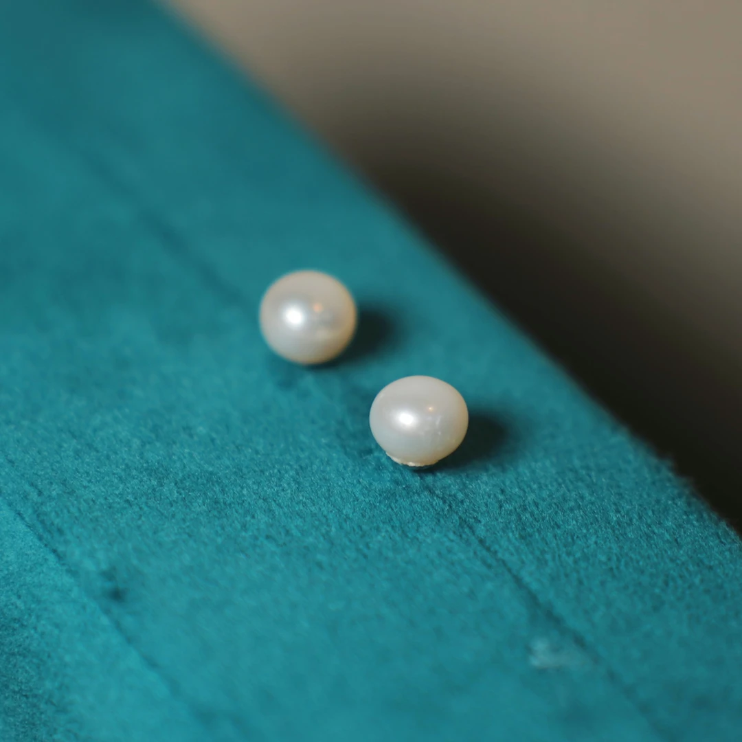 【三月同款】珍珠耳钉7+mm 时尚百搭 Z005