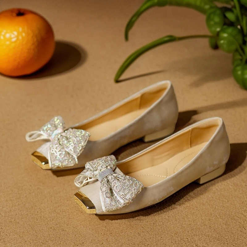 金属法式方头蝴蝶结水钻小香风低跟浅口百搭时尚气质软底单鞋