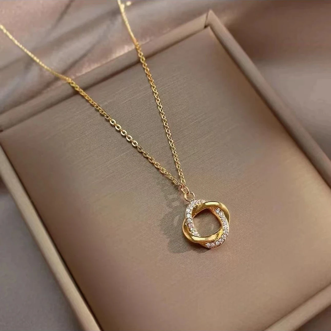 合金项链 简约ins风锁骨链轻奢气质吊坠设计感2024新款