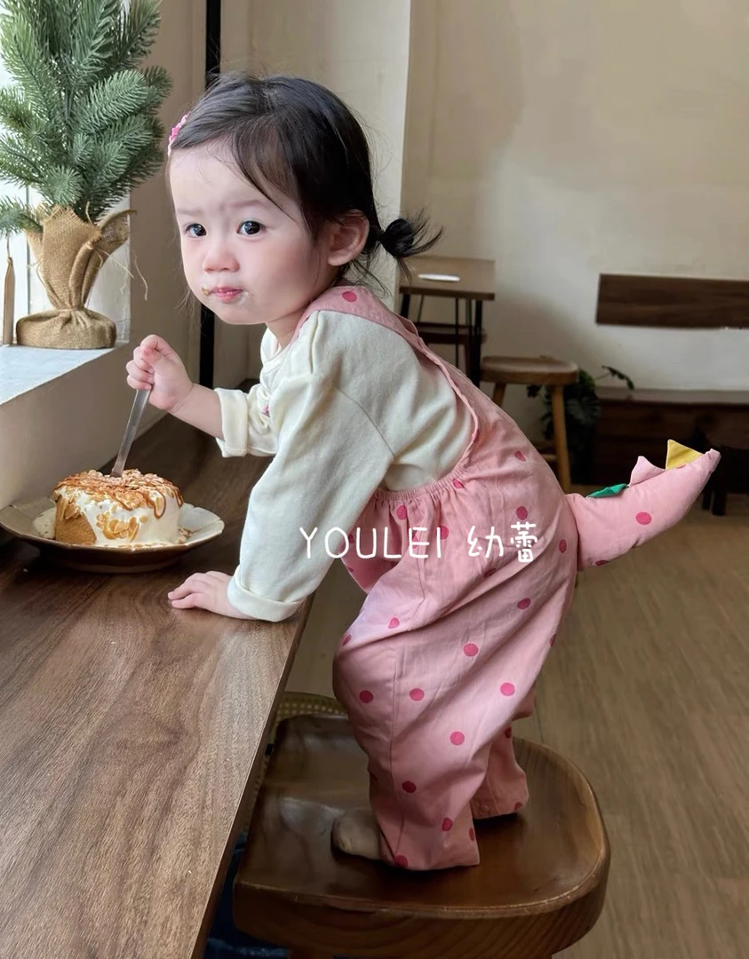 女宝宝背带裤子秋季2025新款秋婴儿超萌恐龙尾巴洋气女童秋装衣服