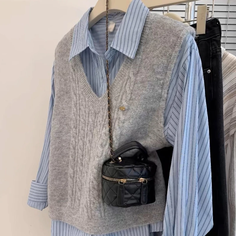 灰色v领毛衣马甲女套装春秋小个子衬衫衬衣搭配显瘦针织背心叠穿