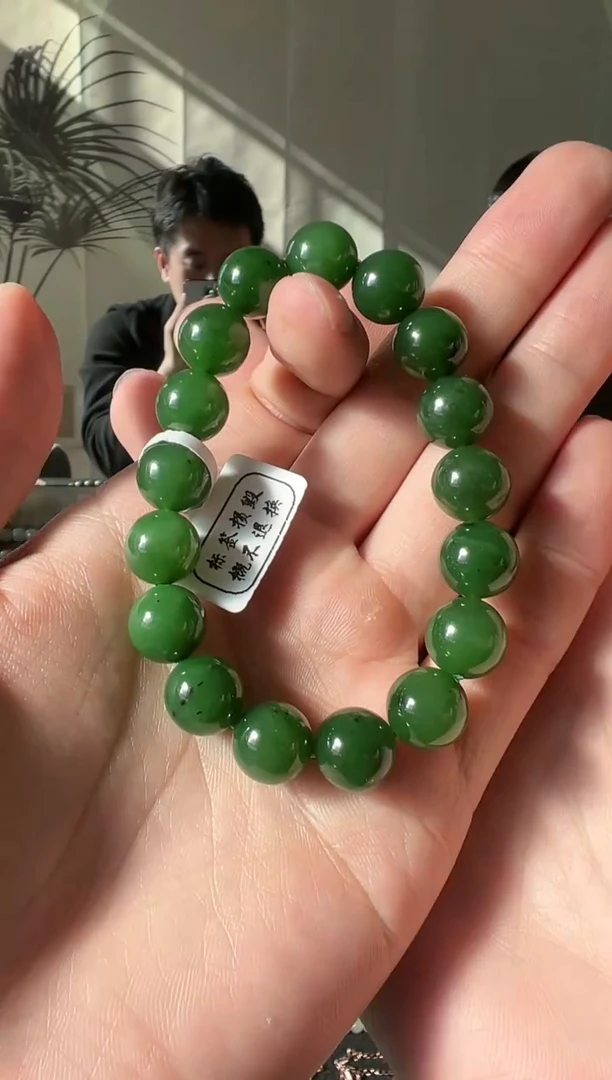 【闪购商品】和田玉手串未镶嵌新疆碧玉手串卡12mm微色差
