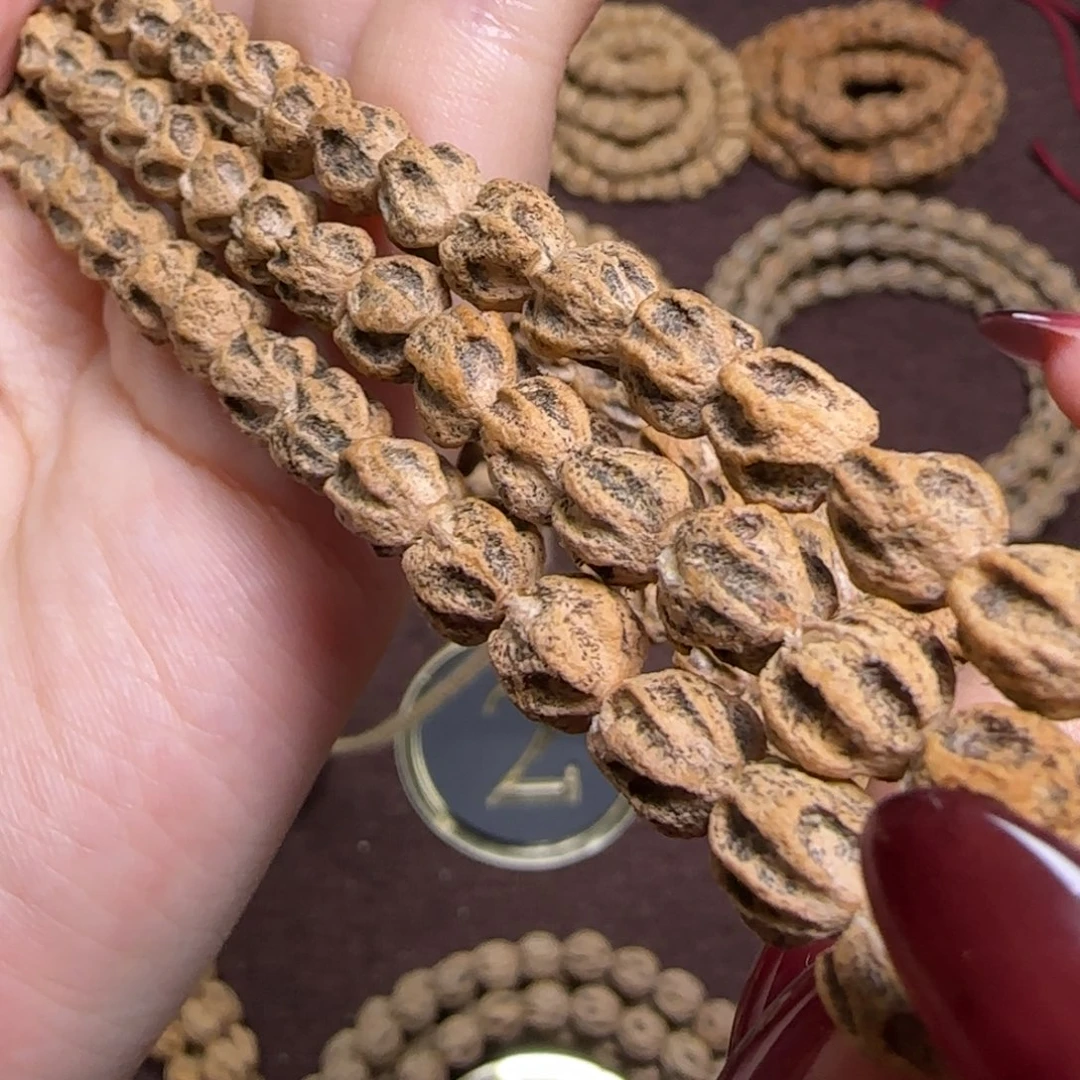 柏香籽/百香籽吊坠王****红