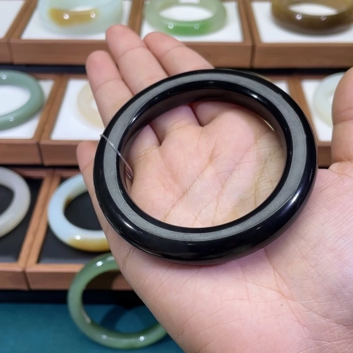 和田玉手镯未镶嵌55