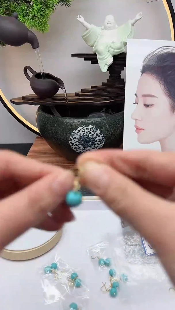 【闪购商品】玛瑙/玉髓耳钉合金E03