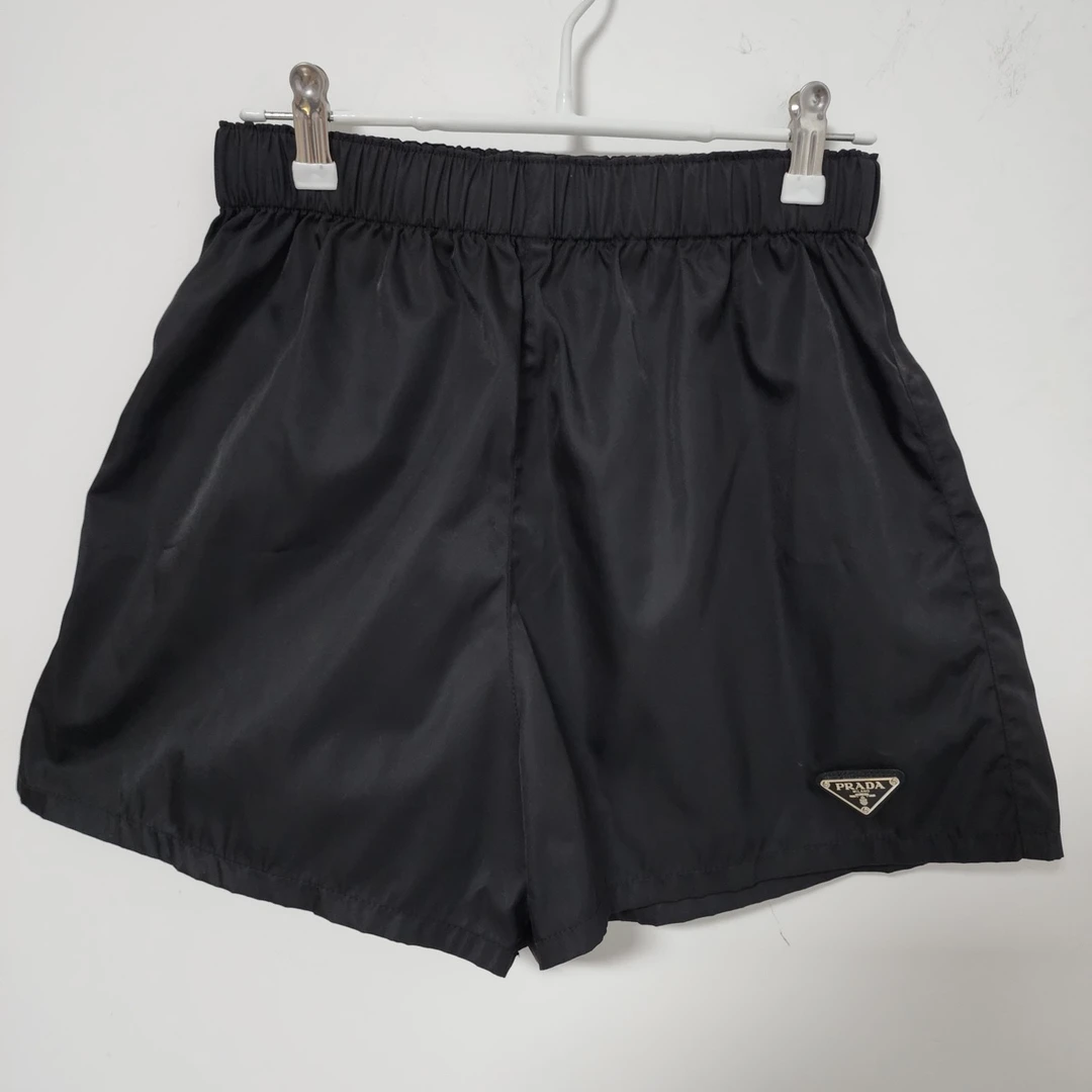 99新  Prada尼龙短裤 40 99新