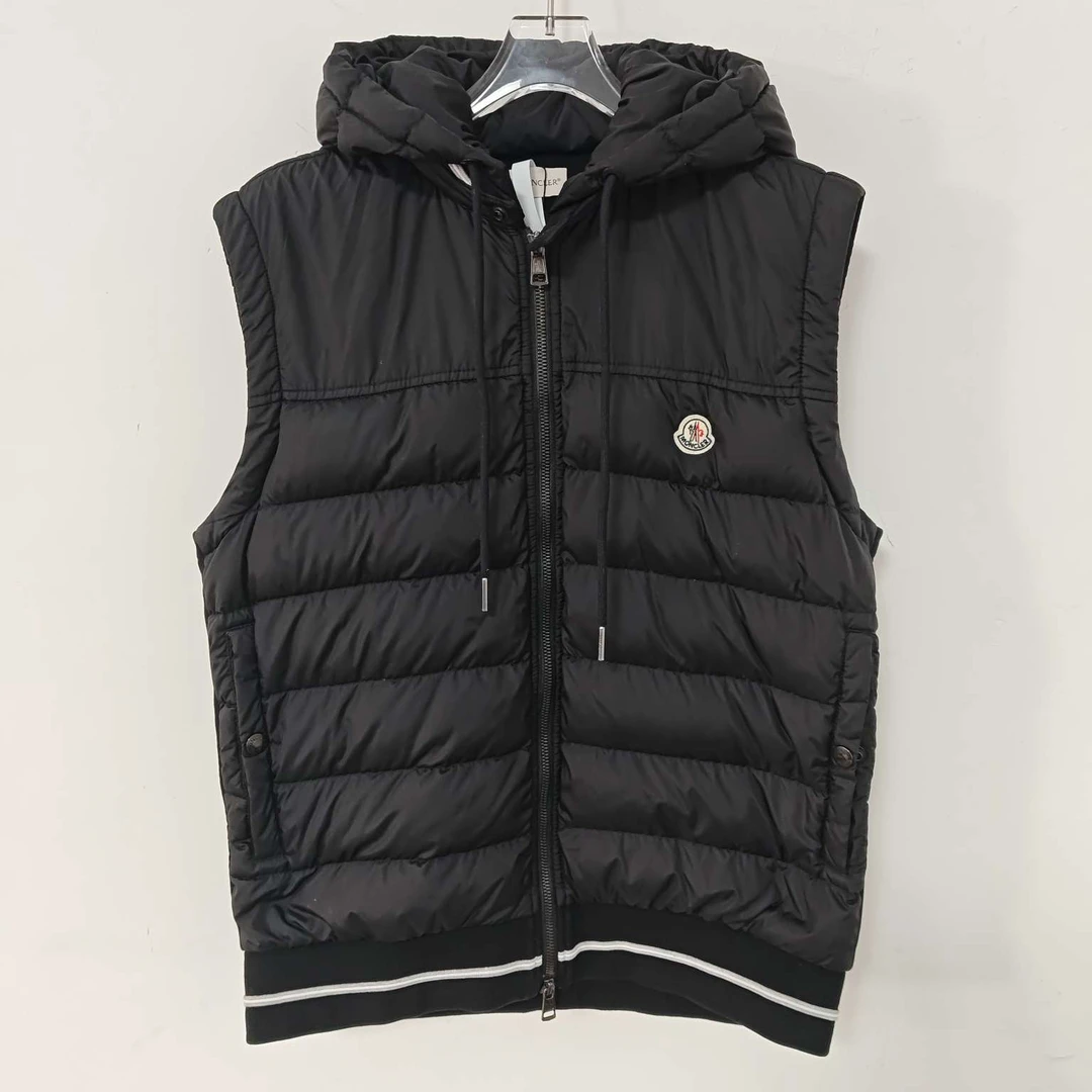 95新 MONCLER RZ0136 monlcer马甲 L 98新