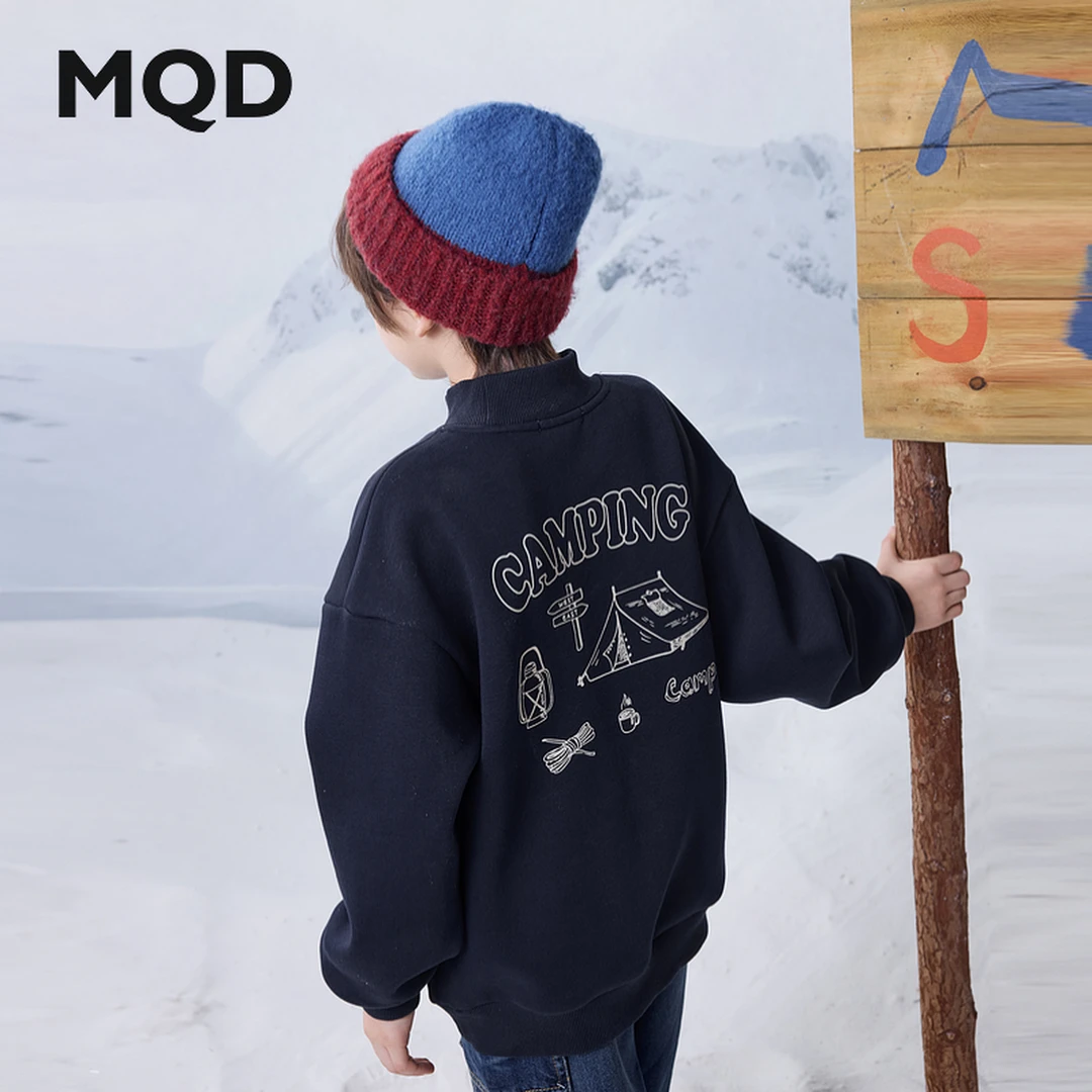 MQD童装儿童冬季新品学院风加绒字母卡通半高领卫衣9644W0639