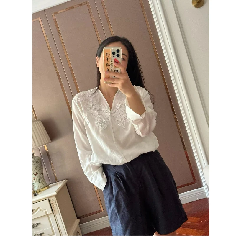 【Zoe轻奢】梨花落·重工盘袖手工钉珠气质V领苎麻衬衫240457