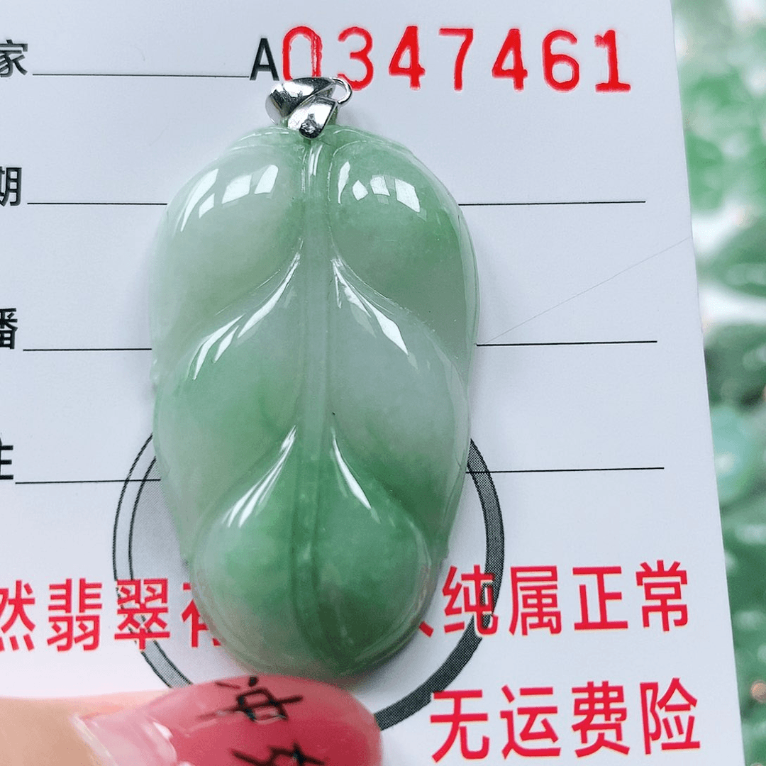 翡翠颈饰银S925镶嵌天然翡翠吊坠