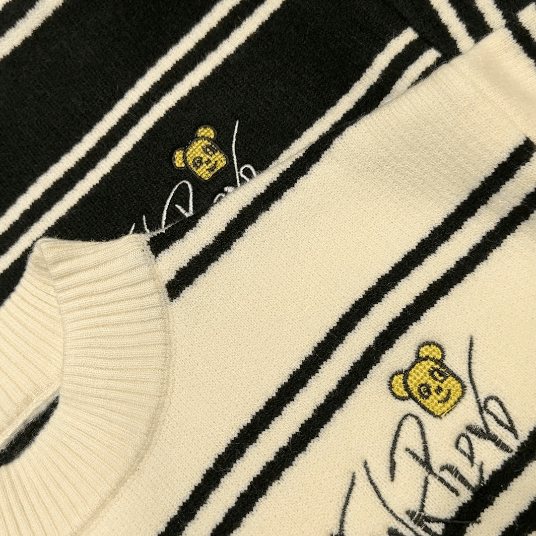 YJM 冬款童装男童女童中性款毛衣 8404