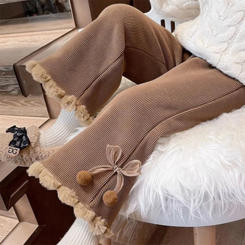 2女童加绒裤子秋冬2025新款儿童洋气冬季加厚宝宝一体绒喇叭裤