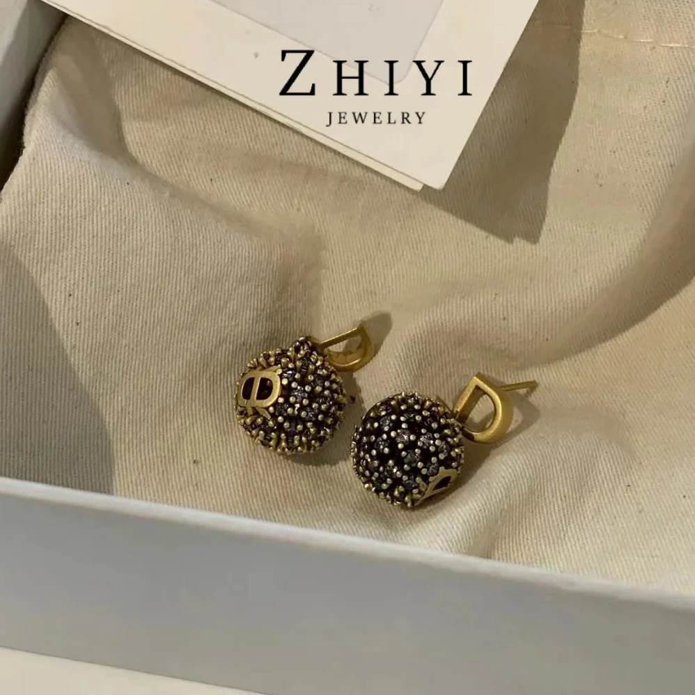 经典轻奢高级感简约镶嵌中古百搭耳环0474
